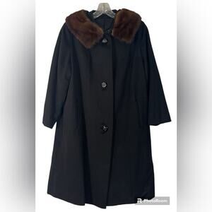 Vintage Martins Miss Marleigh Womens Long Black Coat Fur Collar Sz Maybe Medium